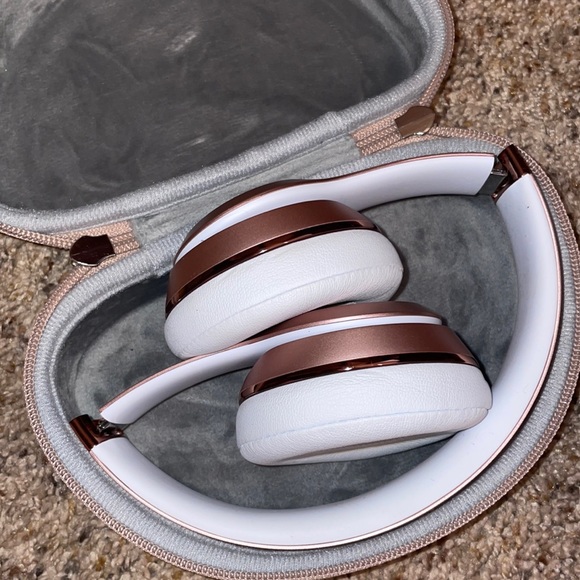 Headphones Gold Rose Gold Apple Airpods Rose Gold Airpods Max Rosa